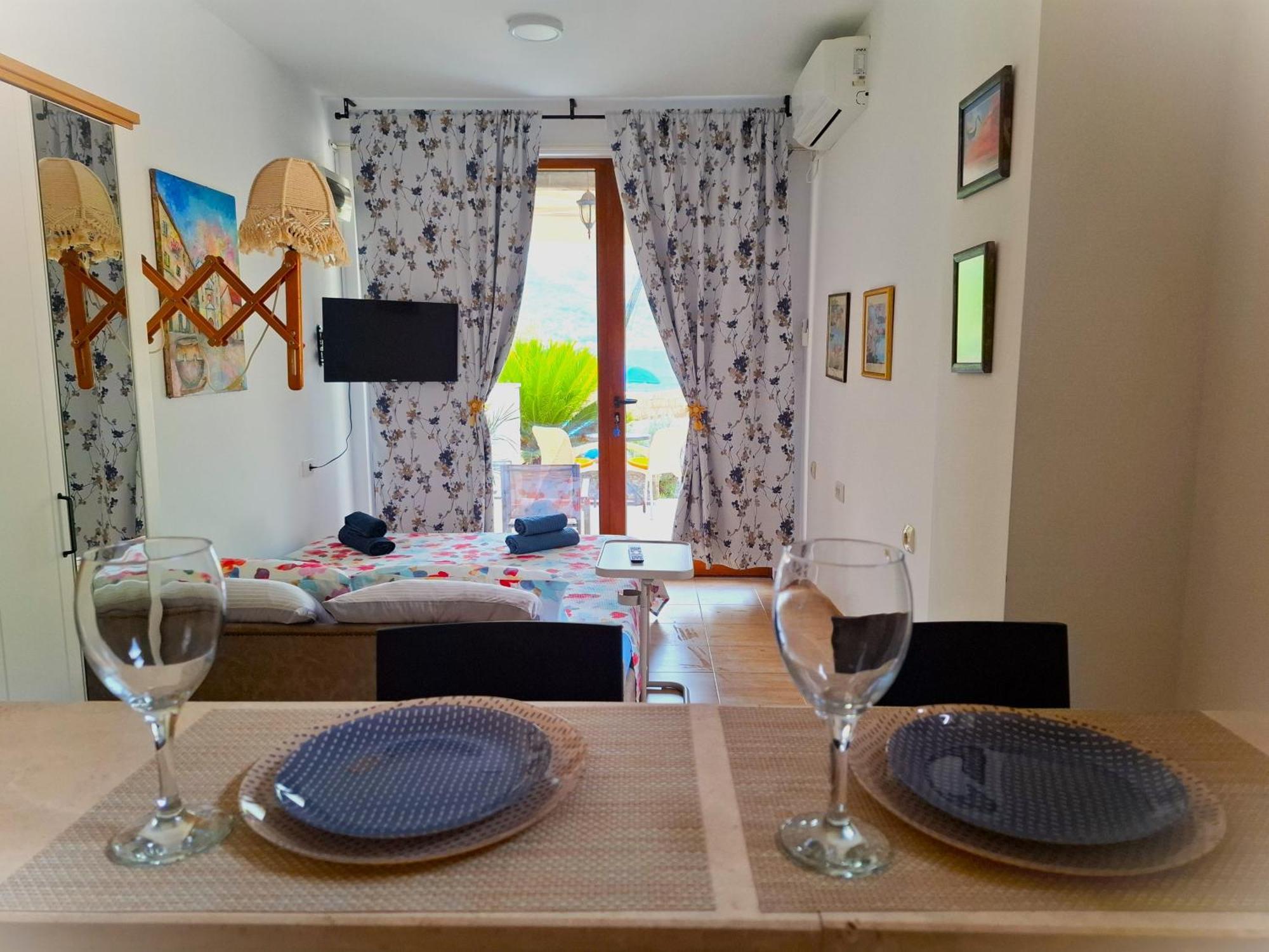 Kadena Apartments Kotor Eksteriør bilde